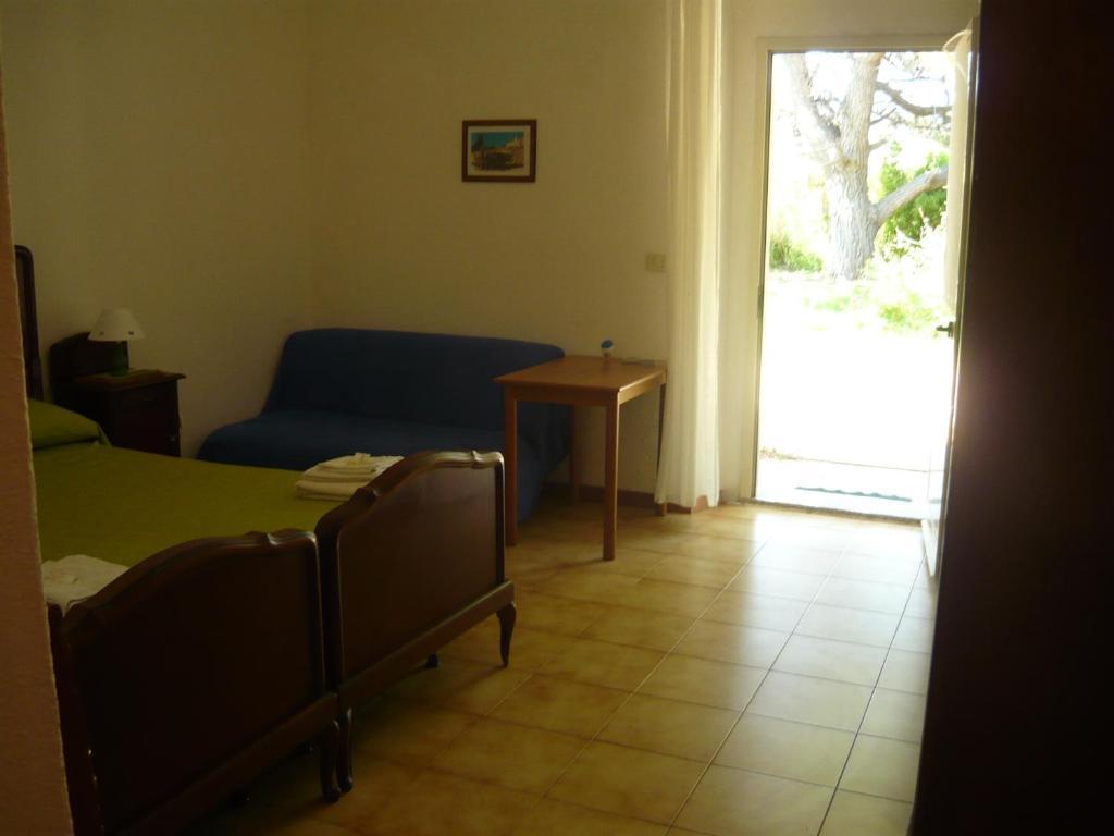 מלון ואלדוריה Agriturismo Crabileddu חדר תמונה